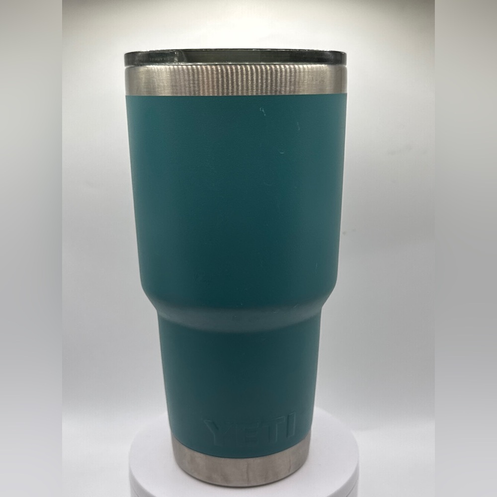 YETI Insulated Tumbler | 30 oz Teal Stainless Steel Travel Cup w/ Lid - Picture 2 of 2